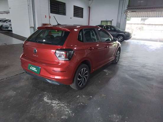 VOLKSWAGEN-POLO-2025