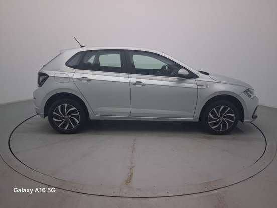 VOLKSWAGEN-POLO-1.0 170 TSI HIGHLINE AUTOMÁTICO VOLKSWAGEN-POLO-2025