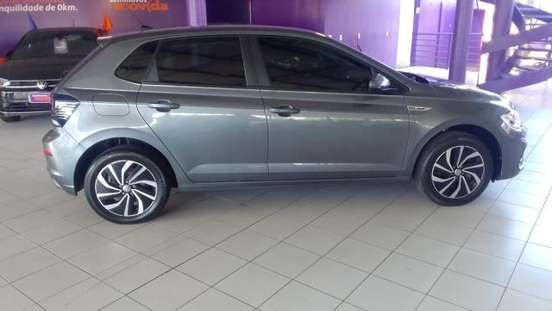 VOLKSWAGEN-POLO-2023
