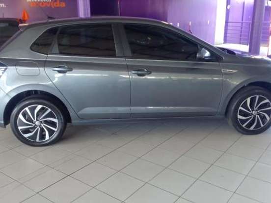 VOLKSWAGEN-POLO-1.0 170 TSI HIGHLINE AUTOMÁTICO VOLKSWAGEN-POLO-2023