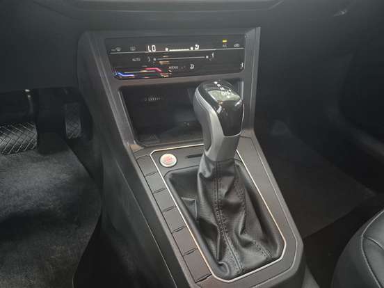 VOLKSWAGEN-POLO-2025