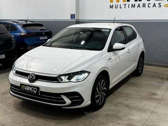 VOLKSWAGEN-POLO-1.0 170 TSI HIGHLINE AUTOMÁTICO VOLKSWAGEN-POLO-2024
