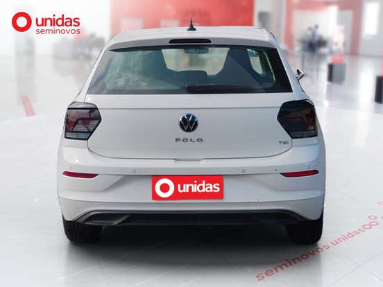 VOLKSWAGEN-POLO-2024