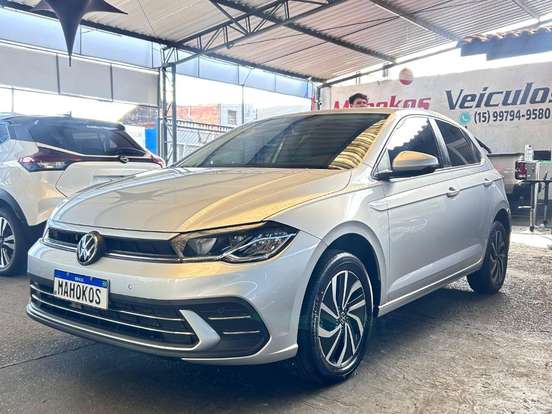 VOLKSWAGEN-POLO-1.0 170 TSI HIGHLINE AUTOMÁTICO VOLKSWAGEN-POLO-2024
