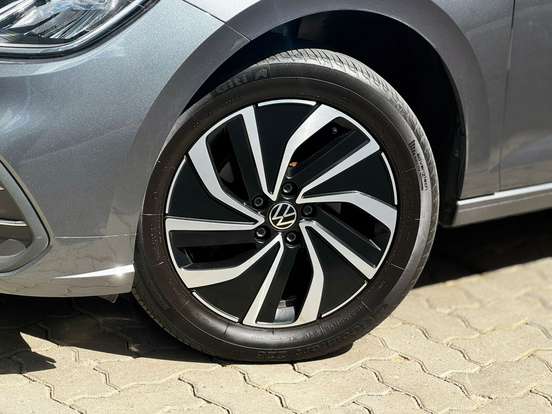 VOLKSWAGEN-POLO-2025