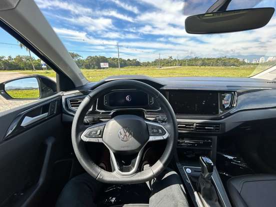 VOLKSWAGEN-POLO-2024