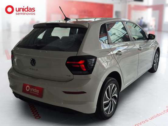 VOLKSWAGEN-POLO-2024