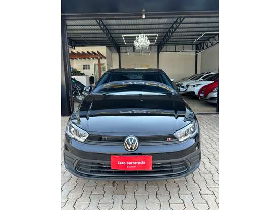 VOLKSWAGEN-POLO-2023
