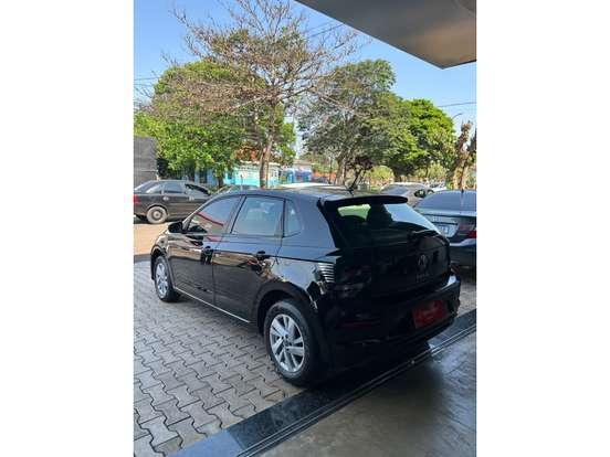 VOLKSWAGEN-POLO-2023