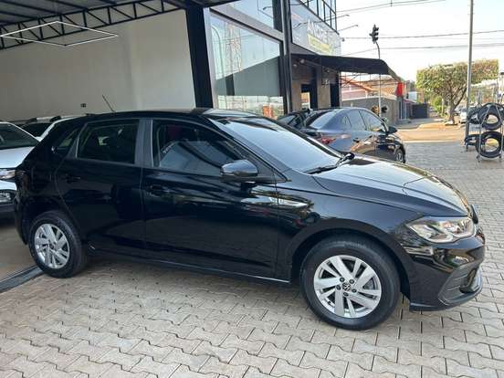 VOLKSWAGEN-POLO-2023