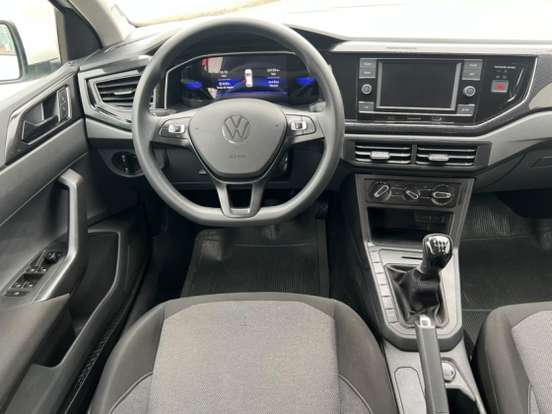 VOLKSWAGEN-POLO-2023