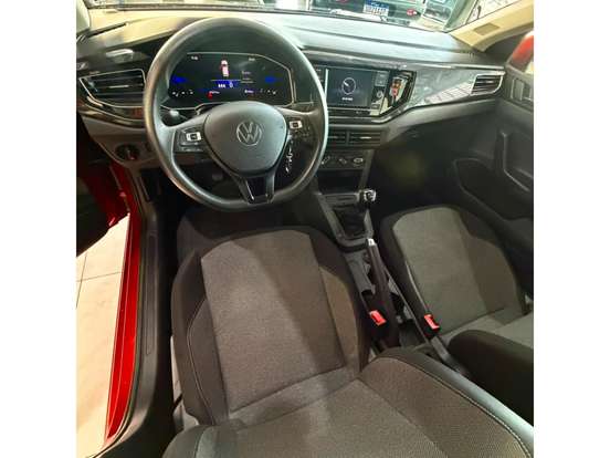 VOLKSWAGEN-POLO-2024