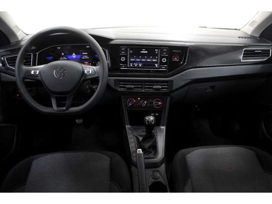 VOLKSWAGEN-POLO-2024
