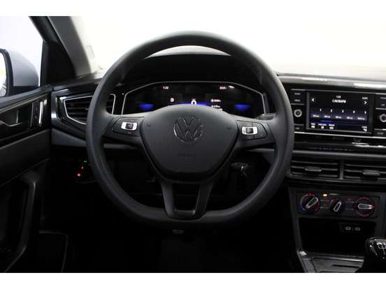 VOLKSWAGEN-POLO-2024