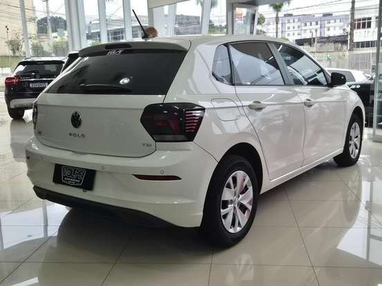 VOLKSWAGEN-POLO-2025