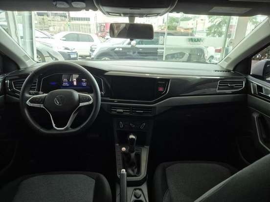 VOLKSWAGEN-POLO-2025