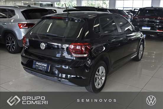 VOLKSWAGEN-POLO-2018
