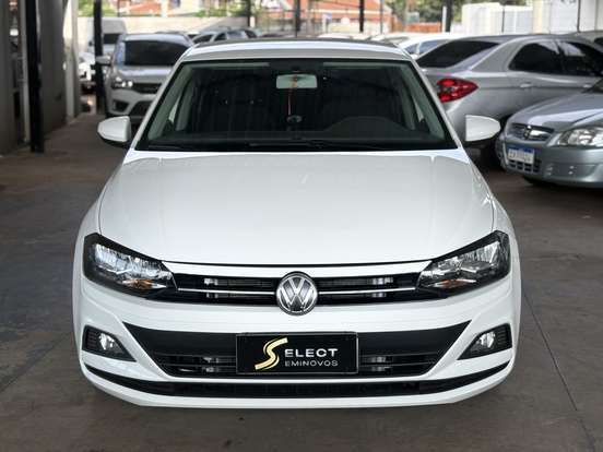 VOLKSWAGEN-POLO-1.0 200 TSI COMFORTLINE AUTOMÁTICO VOLKSWAGEN-POLO-2018