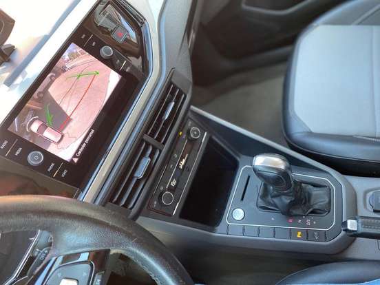 VOLKSWAGEN-POLO-2019