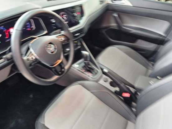 VOLKSWAGEN-POLO-1.0 200 TSI HIGHLINE AUTOMÁTICO VOLKSWAGEN-POLO-2018