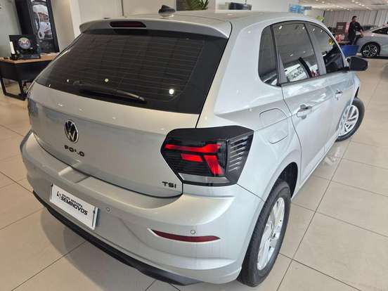VOLKSWAGEN-POLO-2024