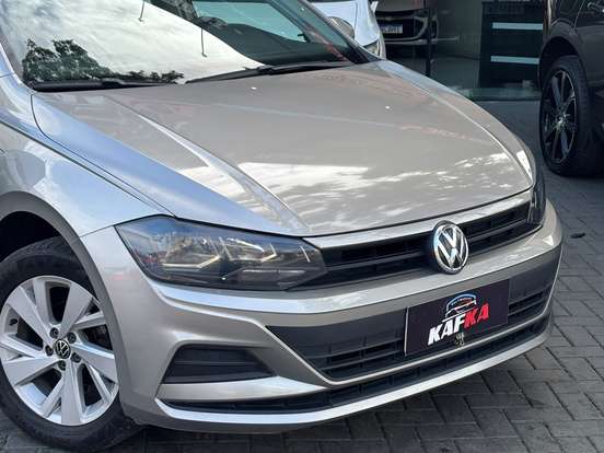 VOLKSWAGEN-POLO-2019