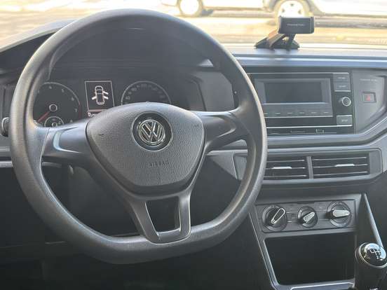 VOLKSWAGEN-POLO-1.0 MPI TOTAL FLEX MANUAL VOLKSWAGEN-POLO-2019