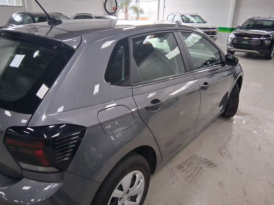 VOLKSWAGEN-POLO-2025