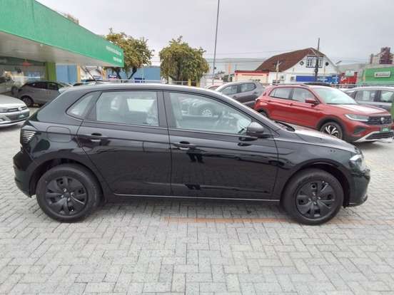 VOLKSWAGEN-POLO-2025