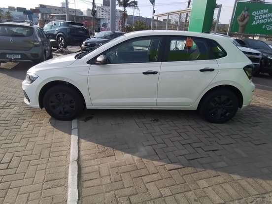 VOLKSWAGEN-POLO-2025