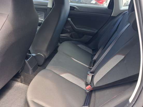 VOLKSWAGEN-POLO-2025