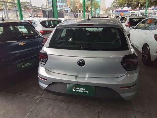 VOLKSWAGEN-POLO-2025