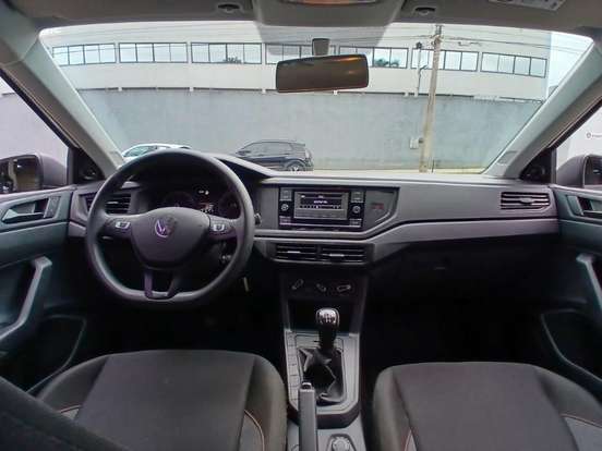 VOLKSWAGEN-POLO-2024