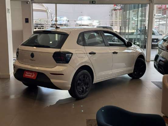 VOLKSWAGEN-POLO-2025