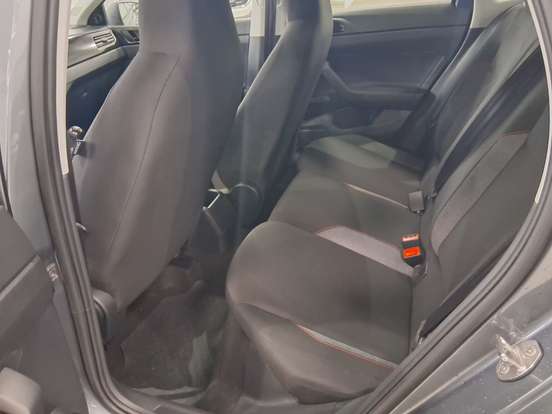 VOLKSWAGEN-POLO-2025