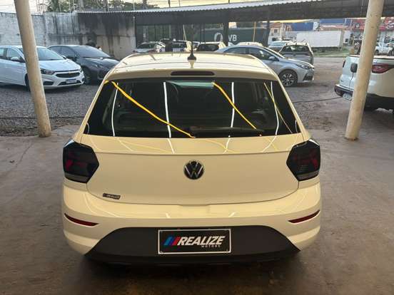 VOLKSWAGEN-POLO-2024