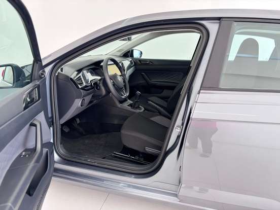 VOLKSWAGEN-POLO-1.0 MPI TRACK MANUAL VOLKSWAGEN-POLO-2025