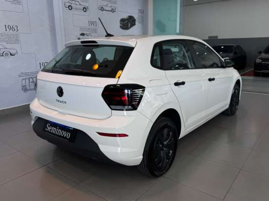 VOLKSWAGEN-POLO-2025