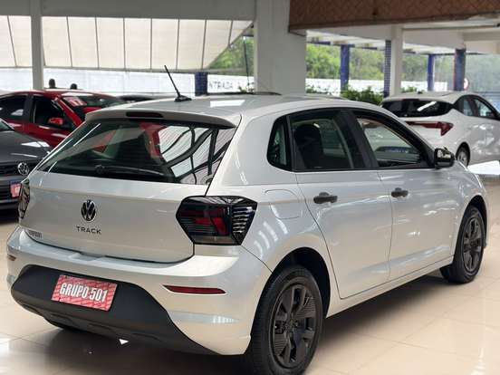 VOLKSWAGEN-POLO-2024