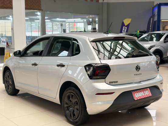 VOLKSWAGEN-POLO-2024