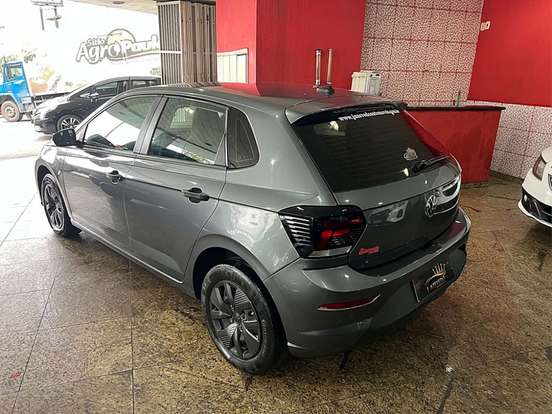 VOLKSWAGEN-POLO-2024