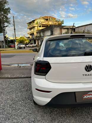 VOLKSWAGEN-POLO-2023