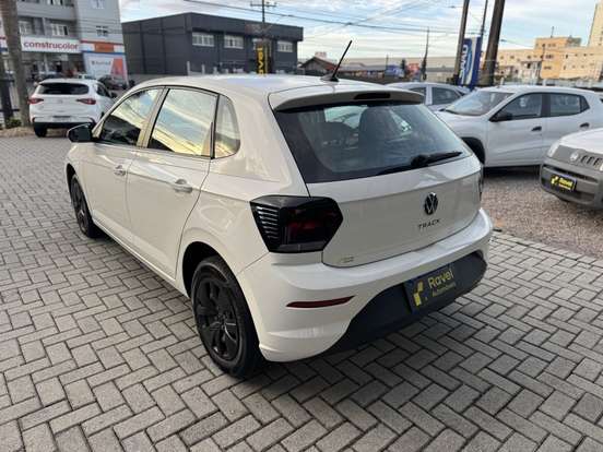 VOLKSWAGEN-POLO-2024