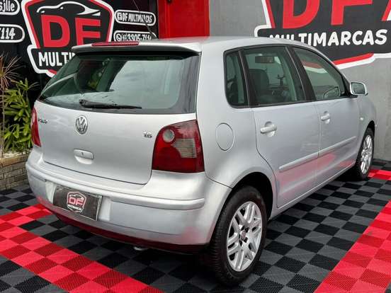 VOLKSWAGEN-POLO-2005