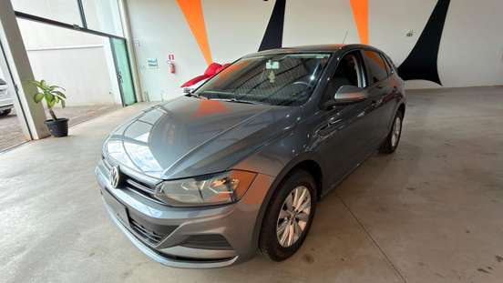 VOLKSWAGEN-POLO-2020