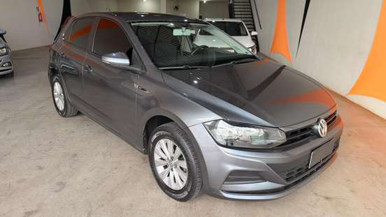 VOLKSWAGEN-POLO-2020