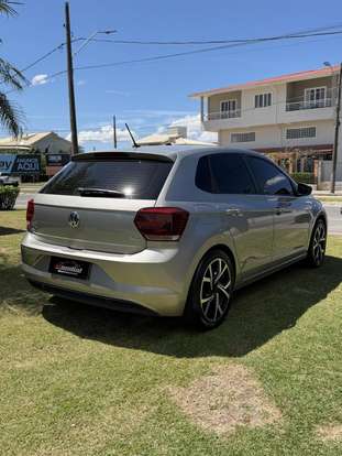 VOLKSWAGEN-POLO-2021