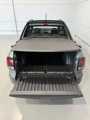 VOLKSWAGEN-SAVEIRO-2024