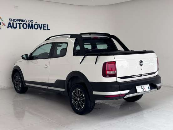 VOLKSWAGEN-SAVEIRO-2023