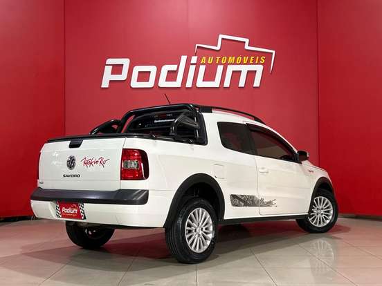 VOLKSWAGEN-SAVEIRO-1.6 MI ROCK IN RIO CD 8V FLEX 2P MANUAL VOLKSWAGEN-SAVEIRO-2015